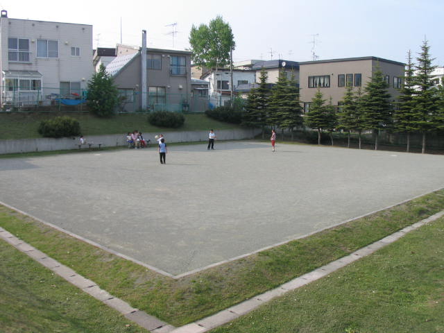 清田南公園（地区公園）テニスコート2面　ゲートボール　少年野球場　スキー山　清田7-2の画像3